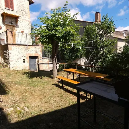 Scappo In Umbria, La Casa Dei Nonni בית נופש *